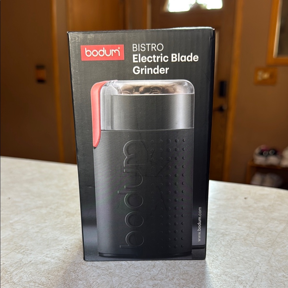 Bodum Bistro Electric Blade Grinder - Black with Red Accent